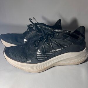 Nike | Womens Shoes | 9.5 | Black | GUC